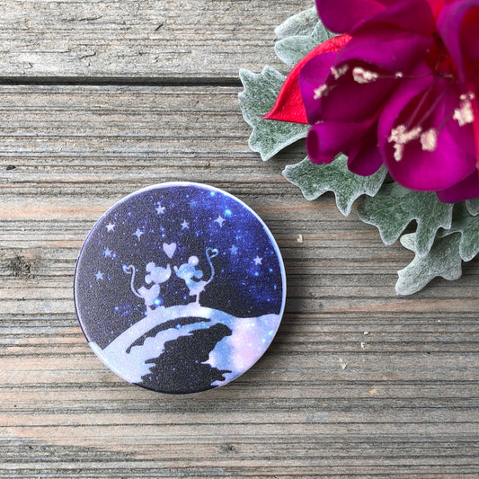 Sweetest Kiss Pop Up Phone Grip and Stand