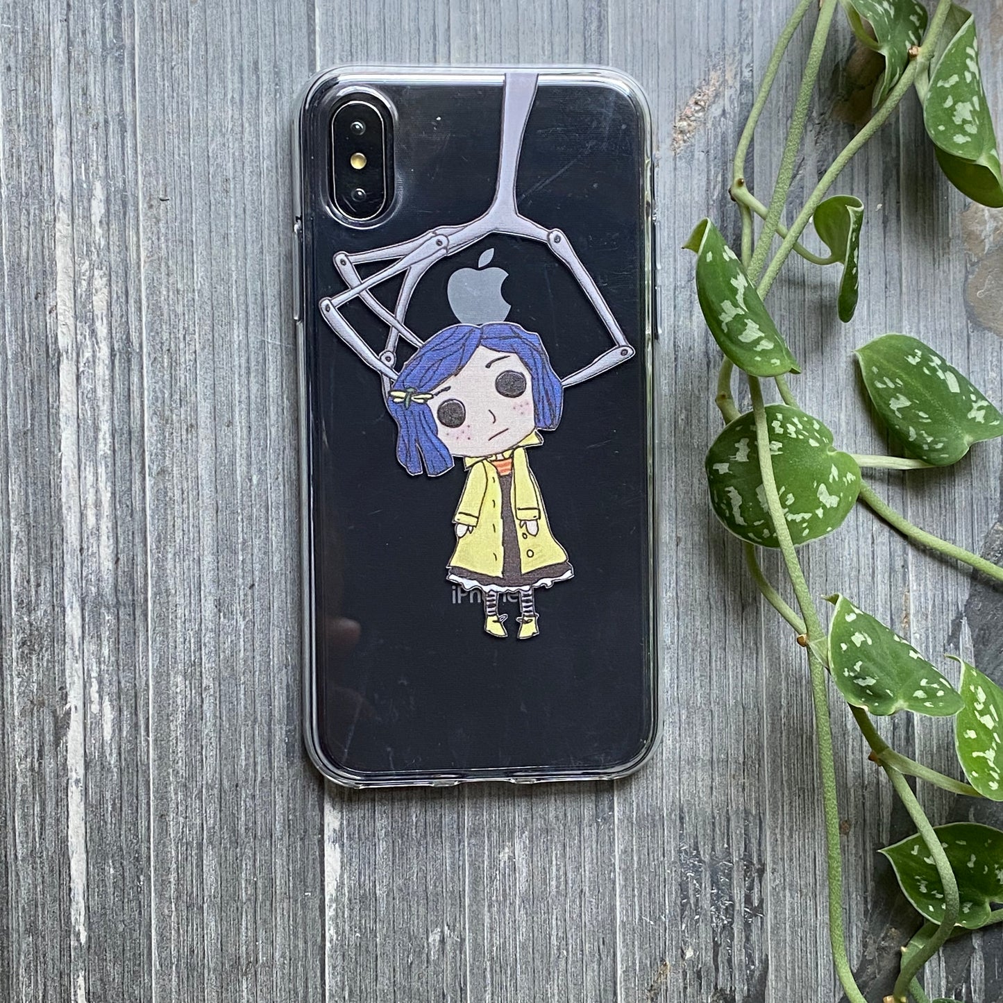 button eyes doll phone case